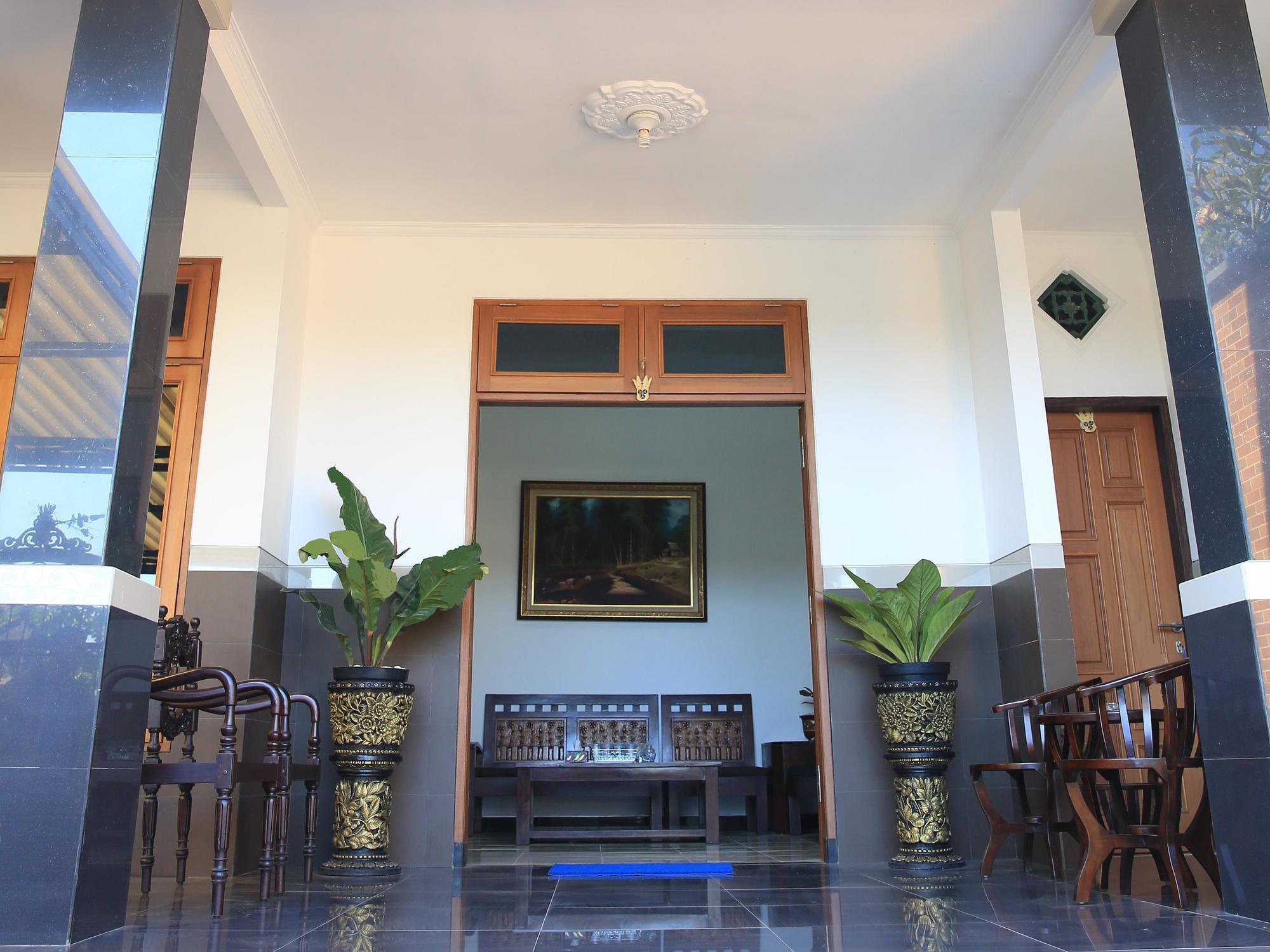 Puri Kusuma Guest House Tabanan Zewnętrze zdjęcie