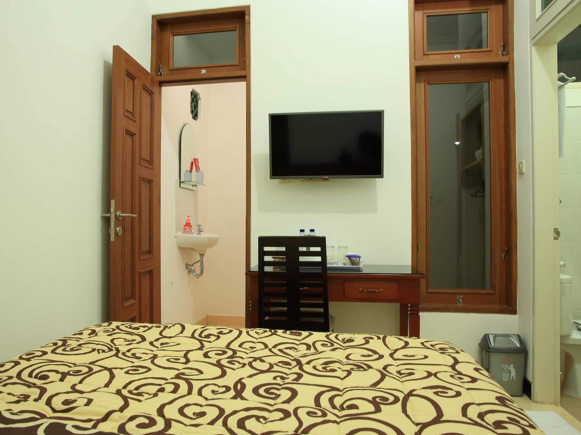 Puri Kusuma Guest House Tabanan Zewnętrze zdjęcie