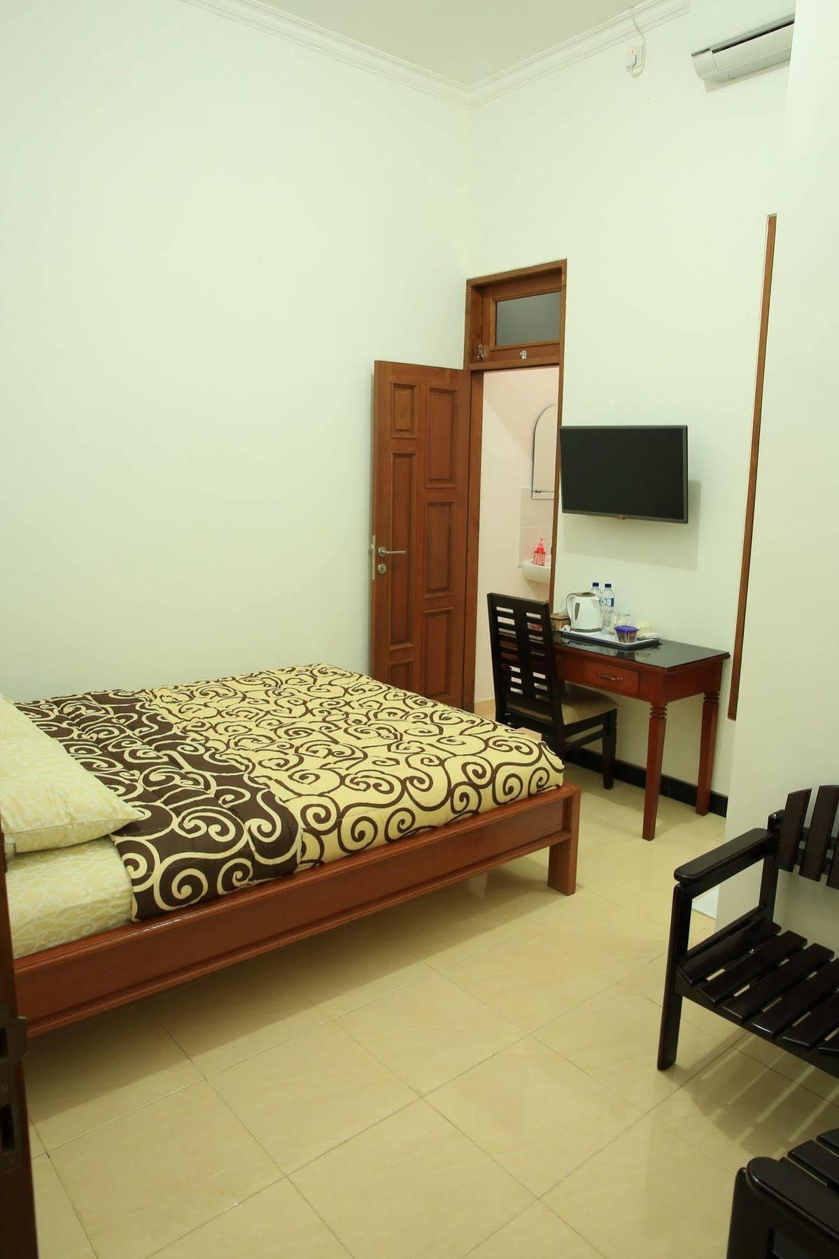 Puri Kusuma Guest House Tabanan Zewnętrze zdjęcie