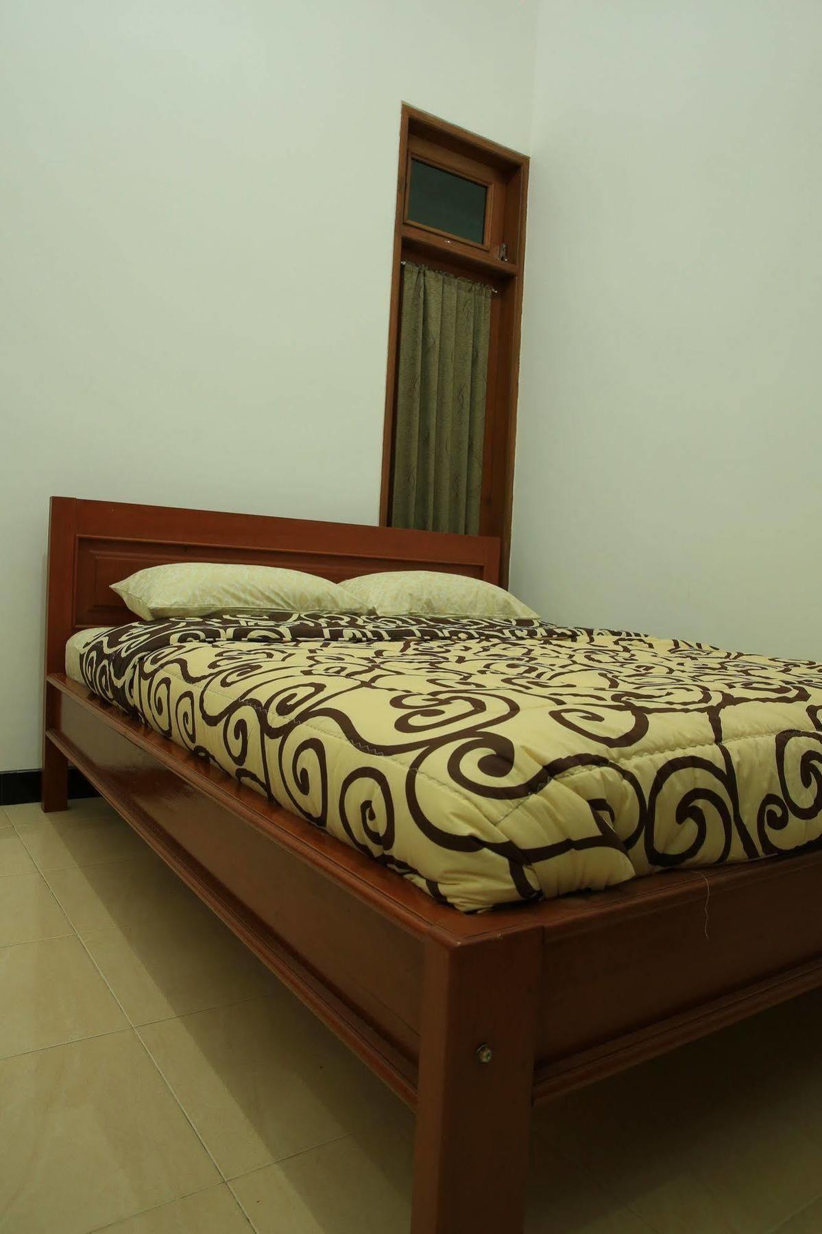 Puri Kusuma Guest House Tabanan Zewnętrze zdjęcie