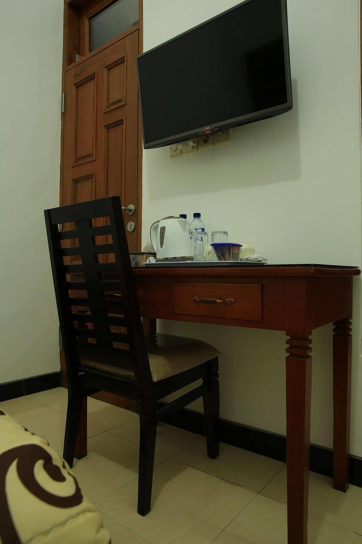 Puri Kusuma Guest House Tabanan Zewnętrze zdjęcie