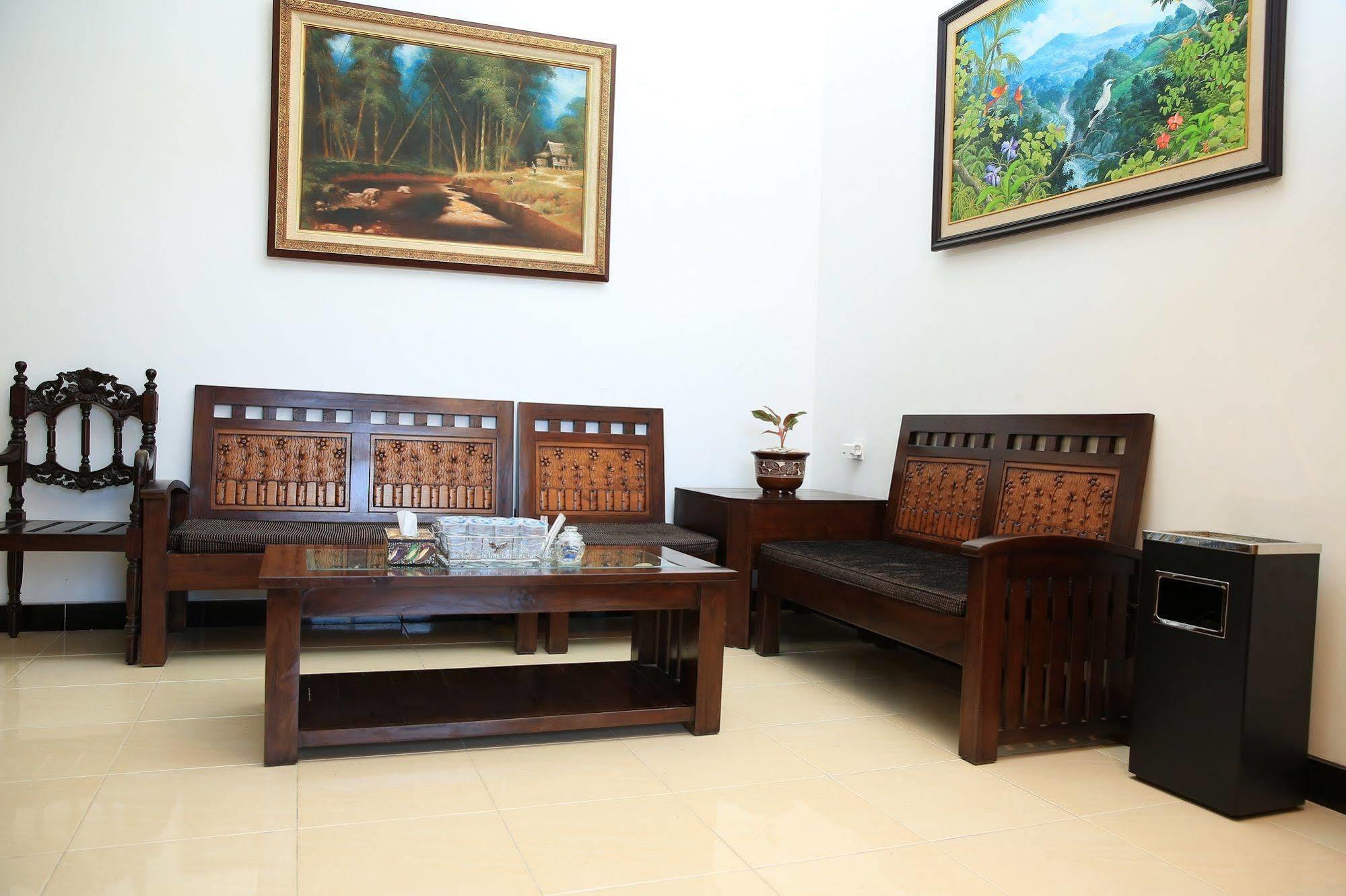 Puri Kusuma Guest House Tabanan Zewnętrze zdjęcie